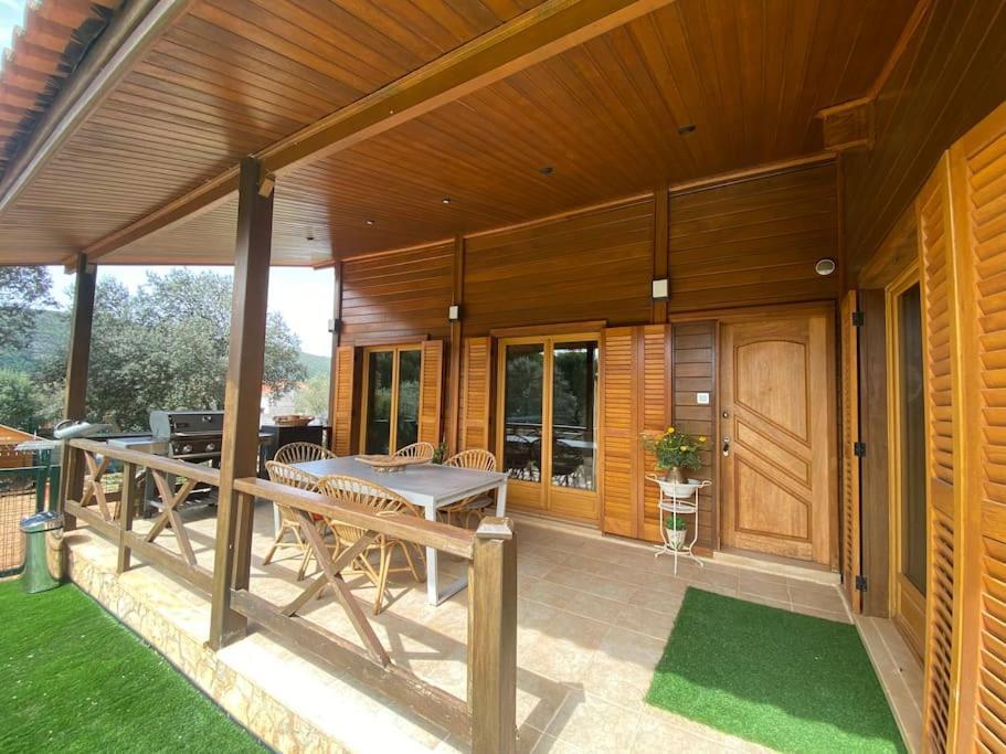 Vila Wooden House Minde Exteriér fotografie